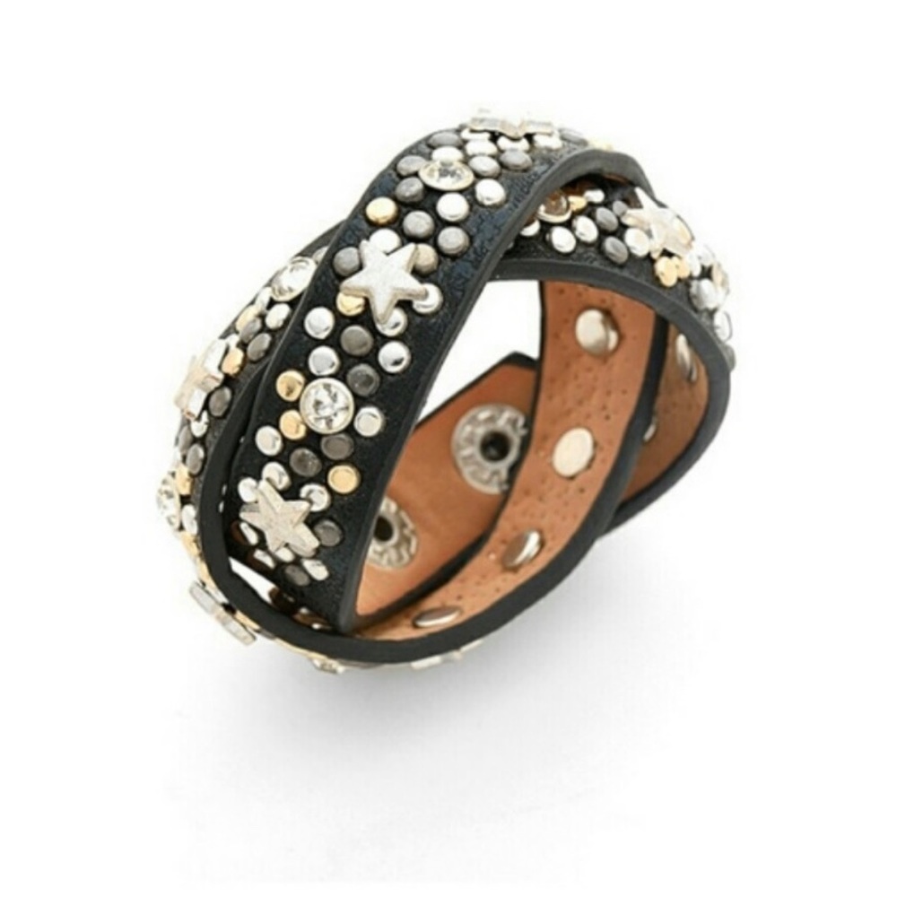 Leather Star Double-Wrap Snap Bracelet